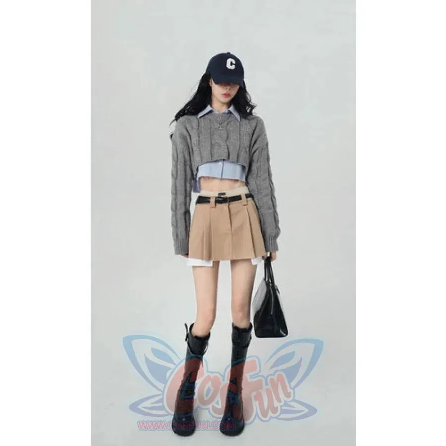 A New Loose-fitting Vintage Short Sweater For Early Spring
