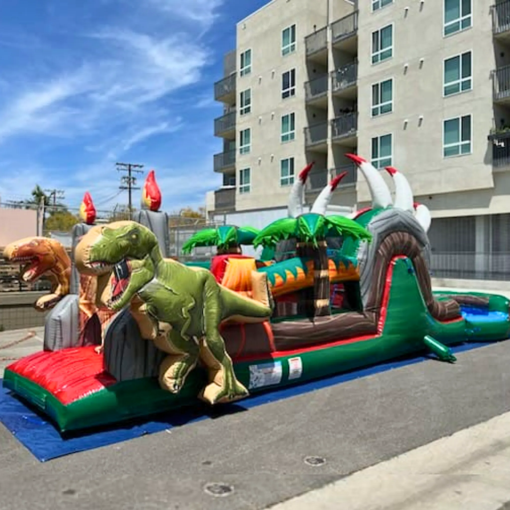 Dinosaur Kingdom Obstacle Course Wet/Dry