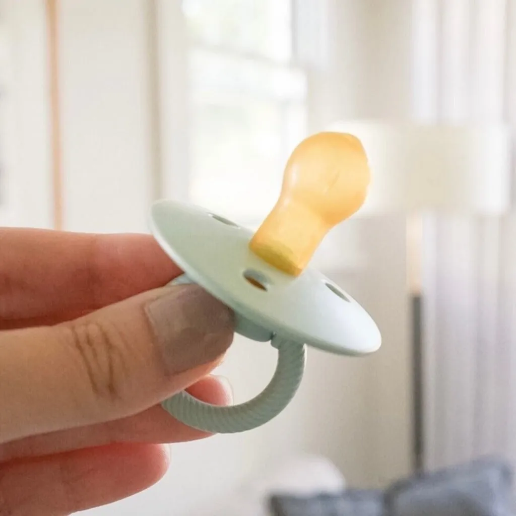 Itzy Soother™ Natural Rubber Pacifier - 0-6M
