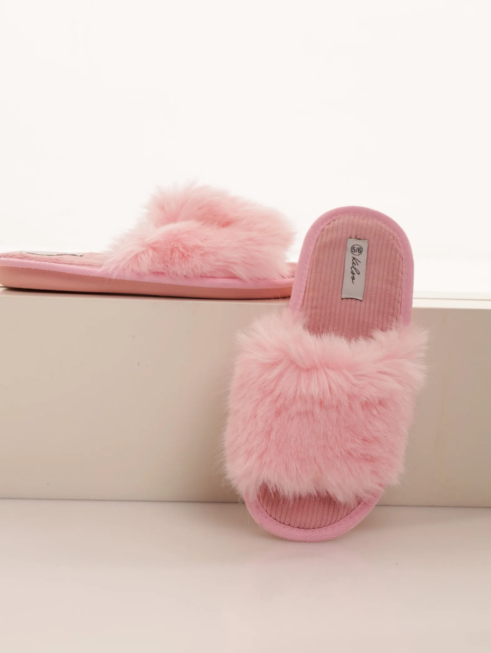 Ladies Open Toe Feather Mule Slipper - Blush