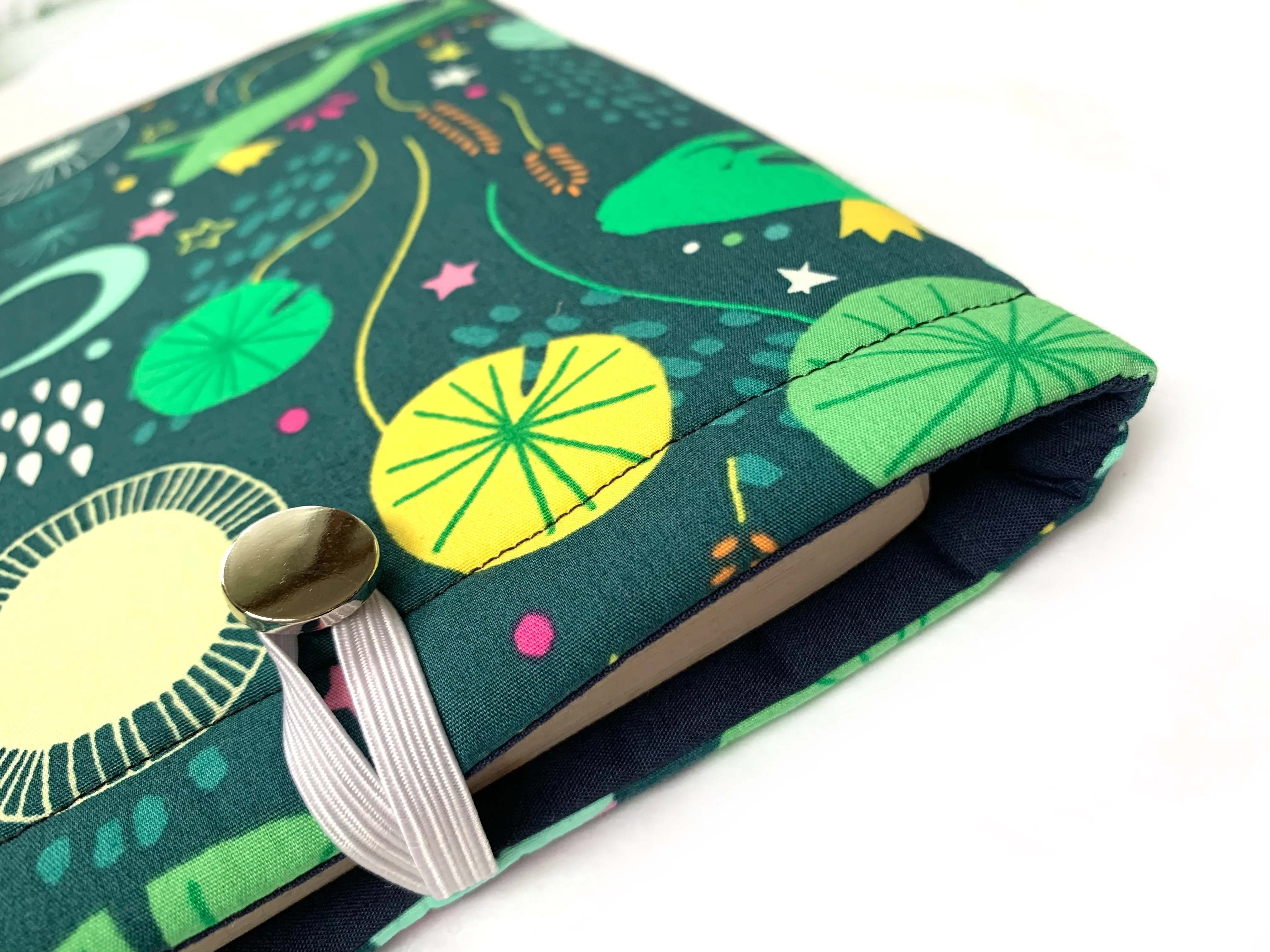 Magic Frogs Book Sleeve