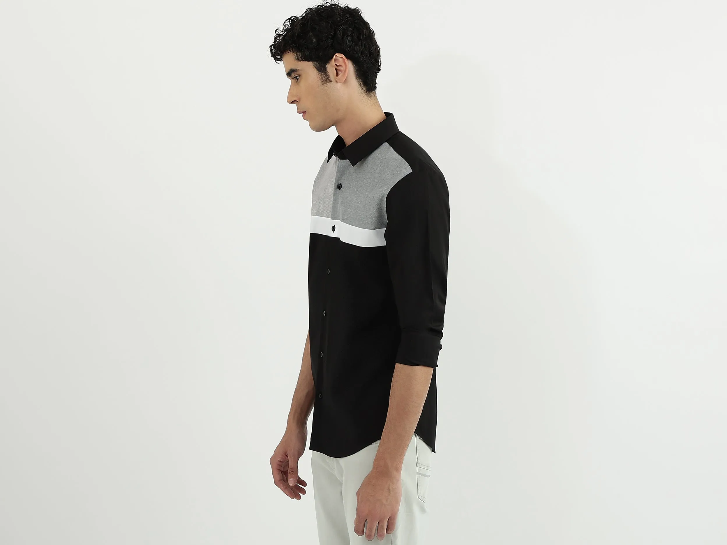 Men Colorblock Spread Collar Shirt