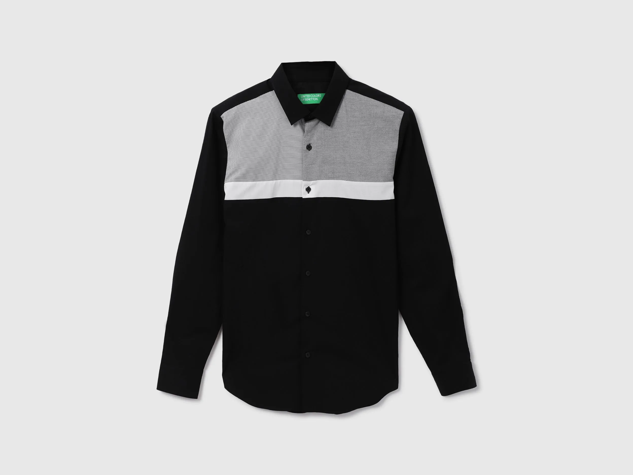 Men Colorblock Spread Collar Shirt