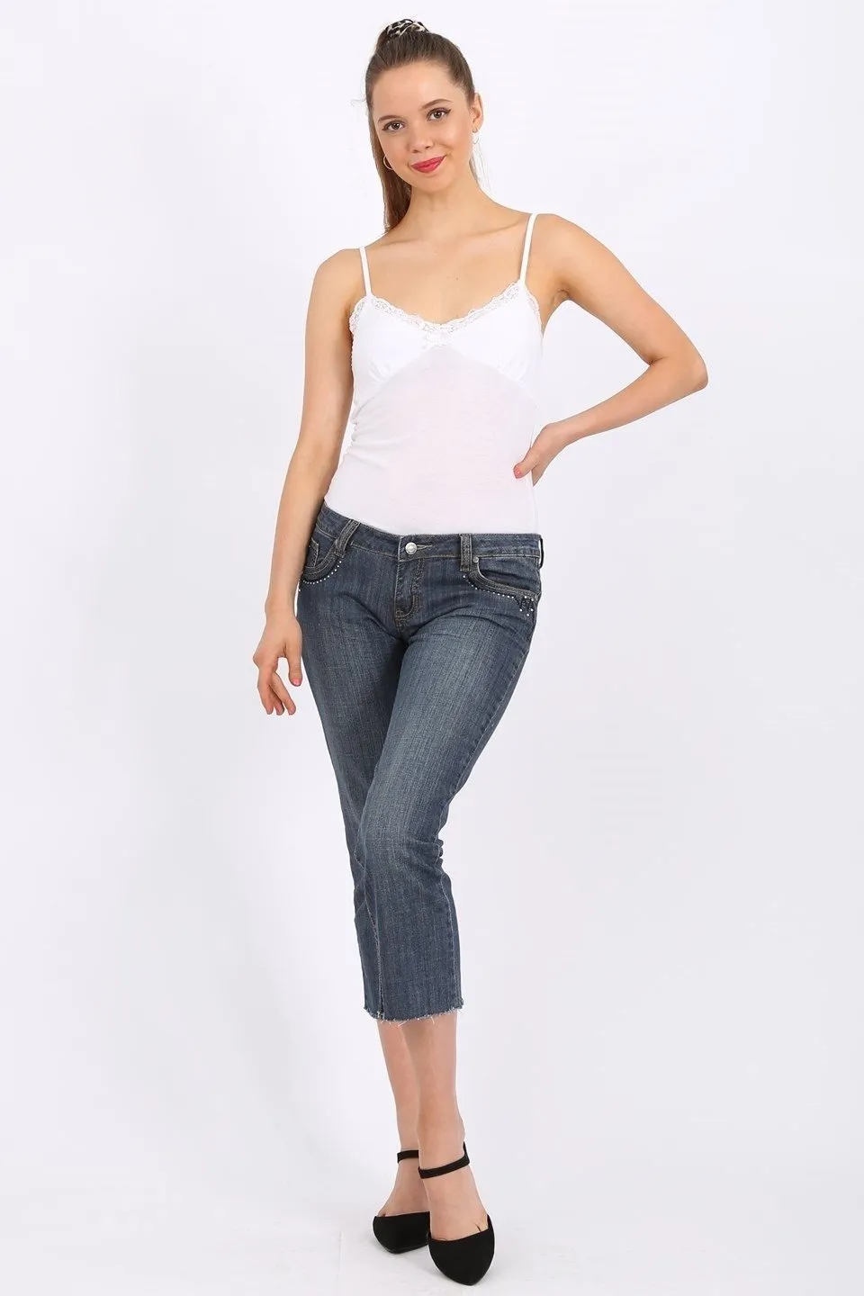 MISS PINKI Sawyer cropped Jeans in blue
