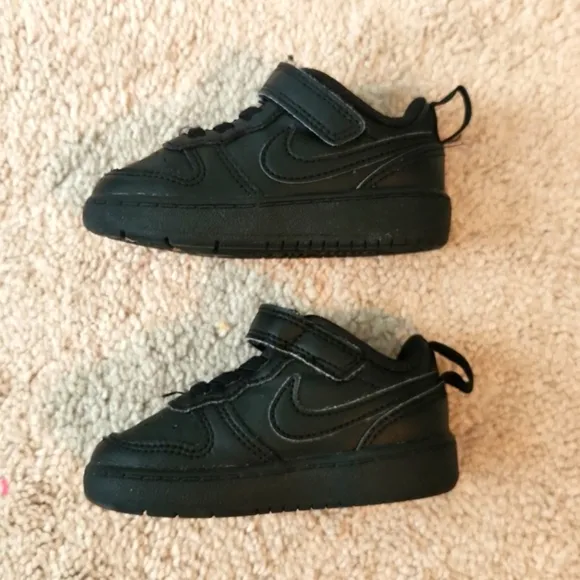 Nike Air Force 1 easy on boy's toddler sneaker