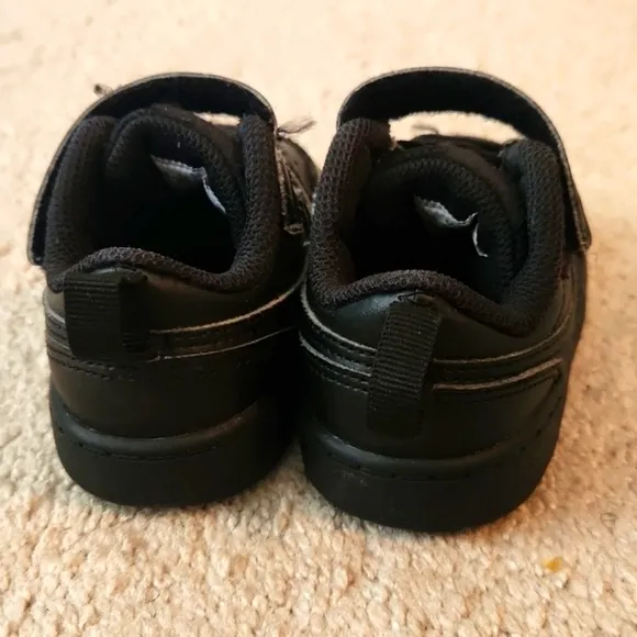 Nike Air Force 1 easy on boy's toddler sneaker