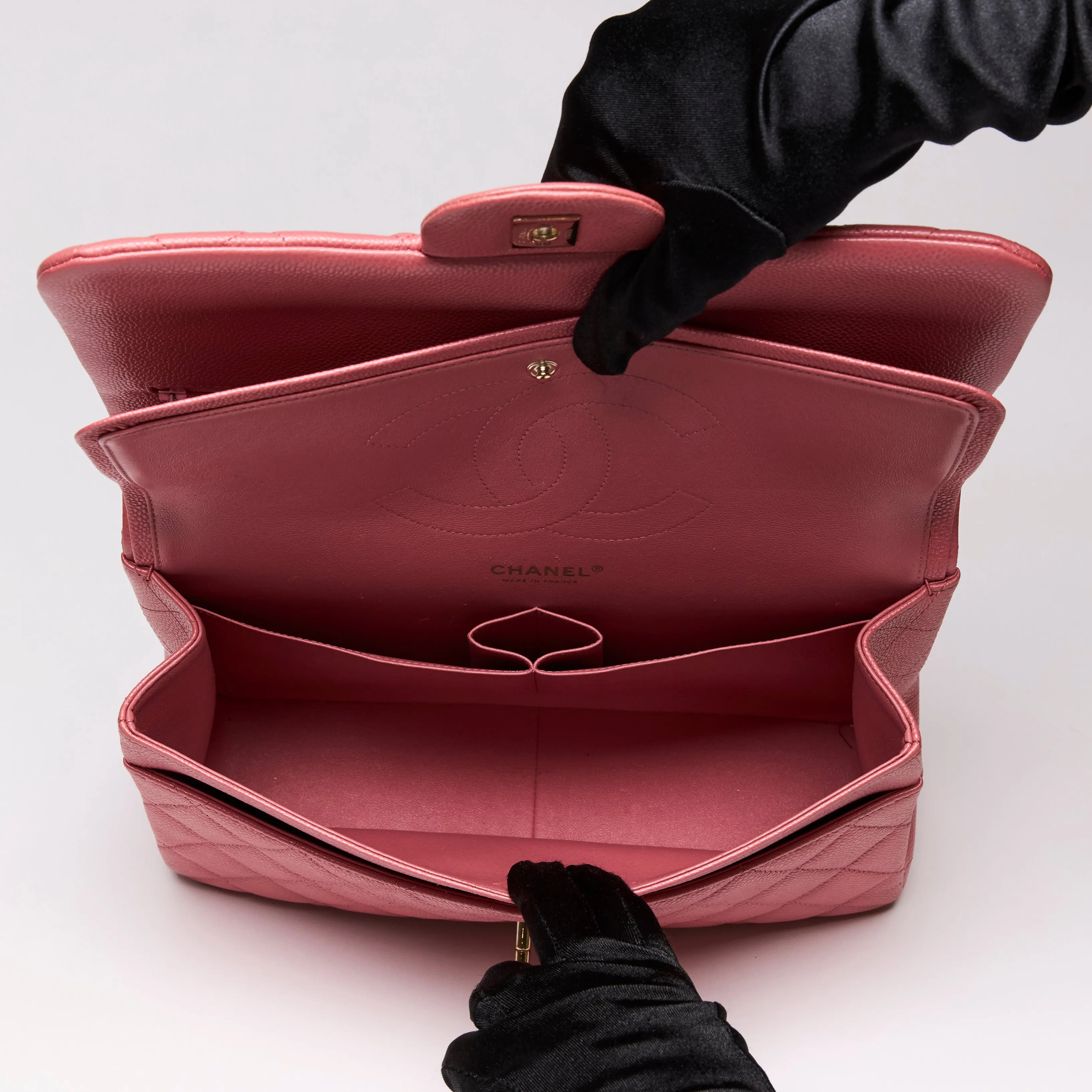 Pre-Loved Chanel™ Caviar Quilted Pink Jumbo Double Flap Bag