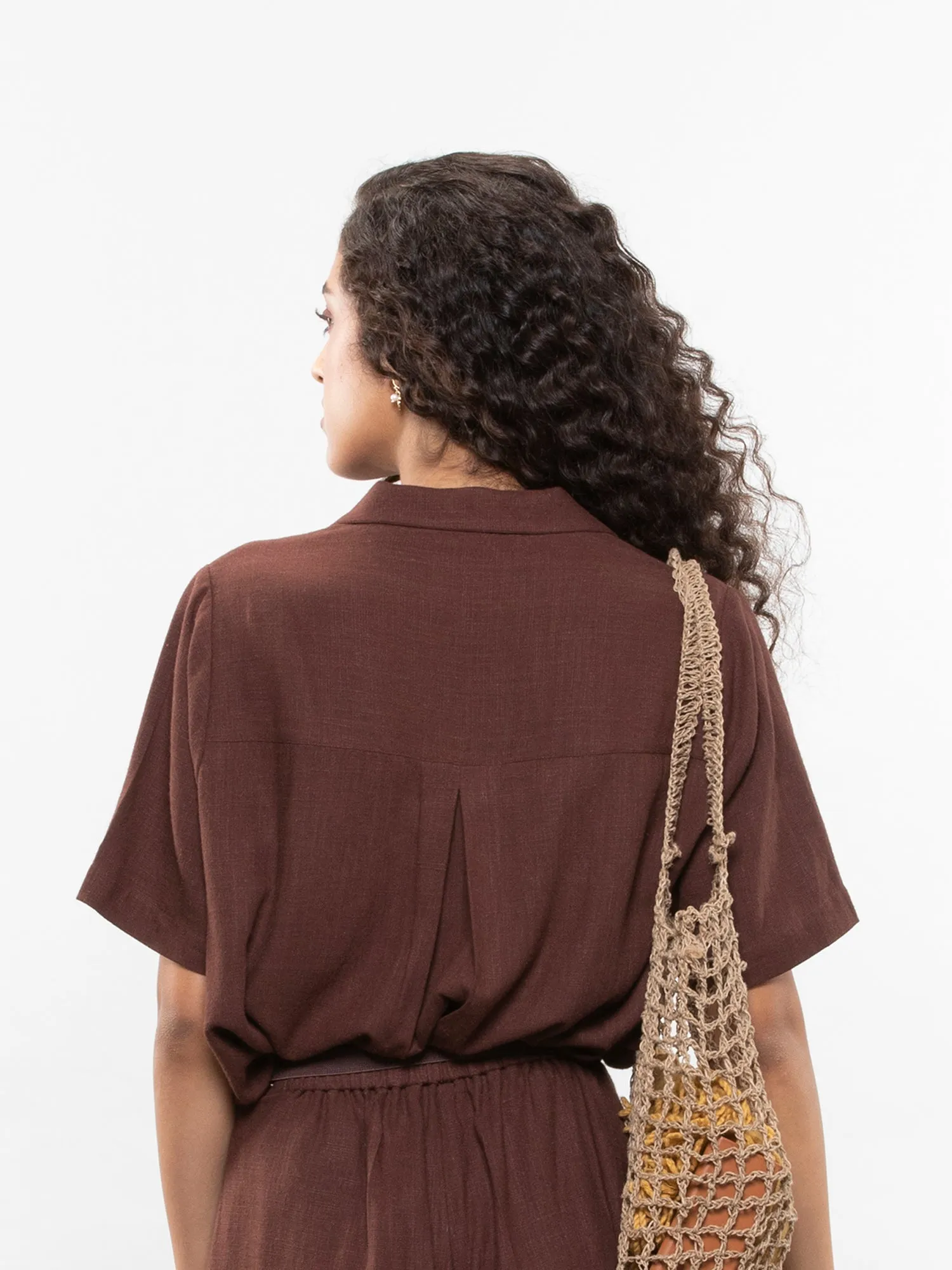 Short-sleeve linen shirt