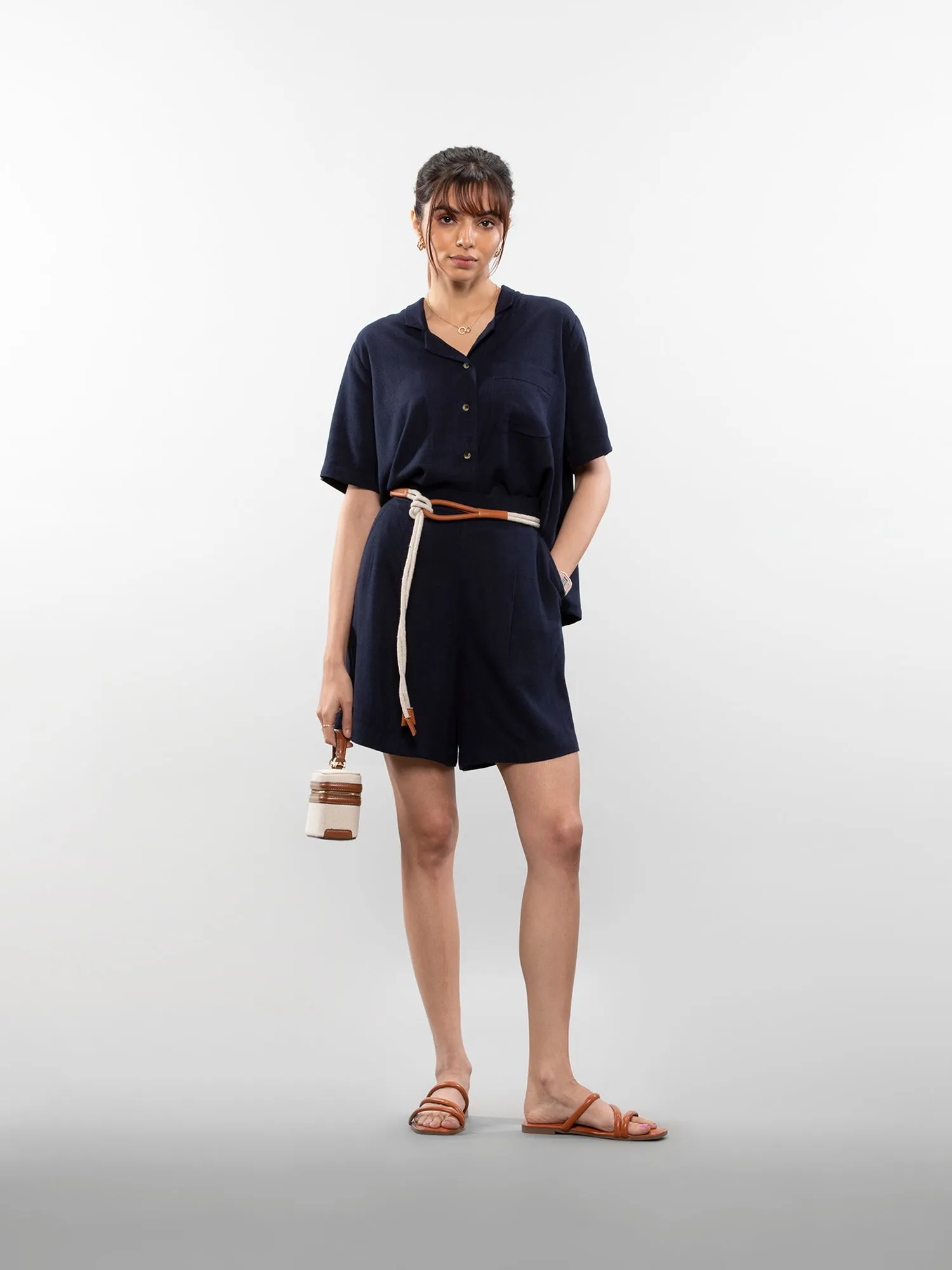 Short-sleeve linen shirt