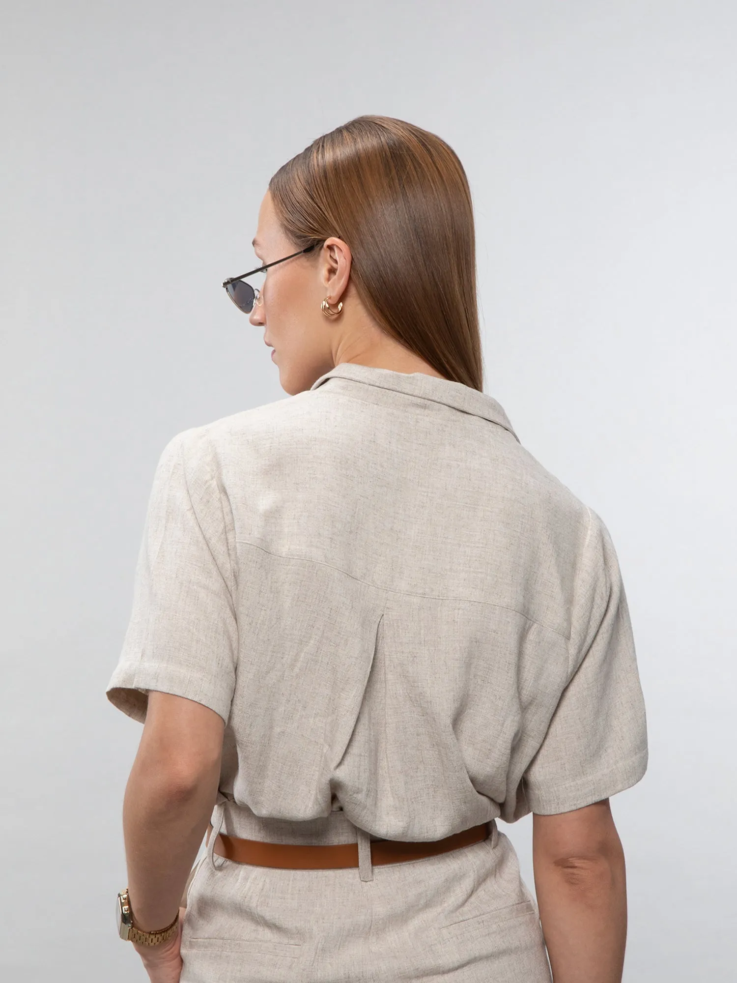 Short-sleeve linen shirt