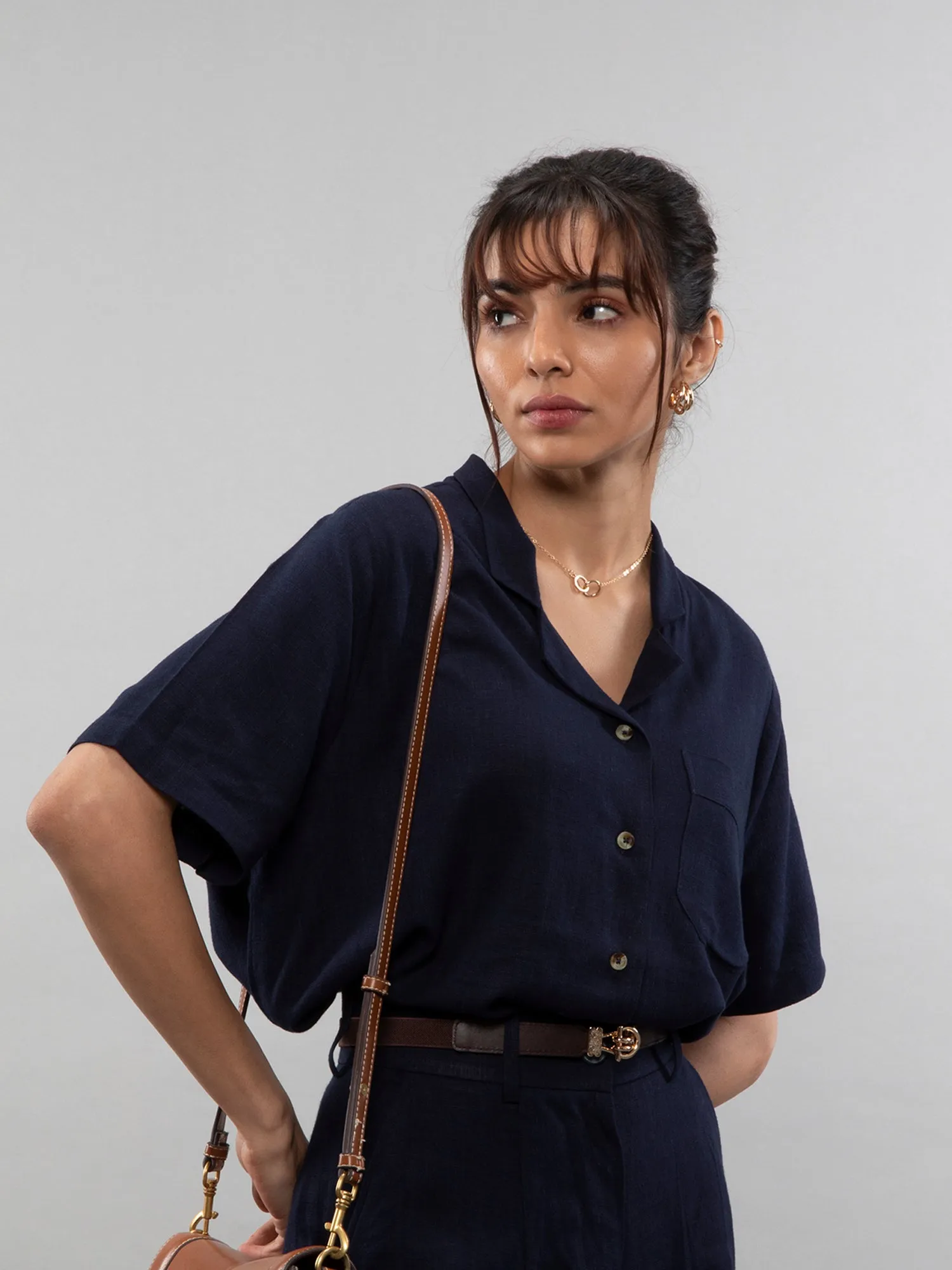 Short-sleeve linen shirt