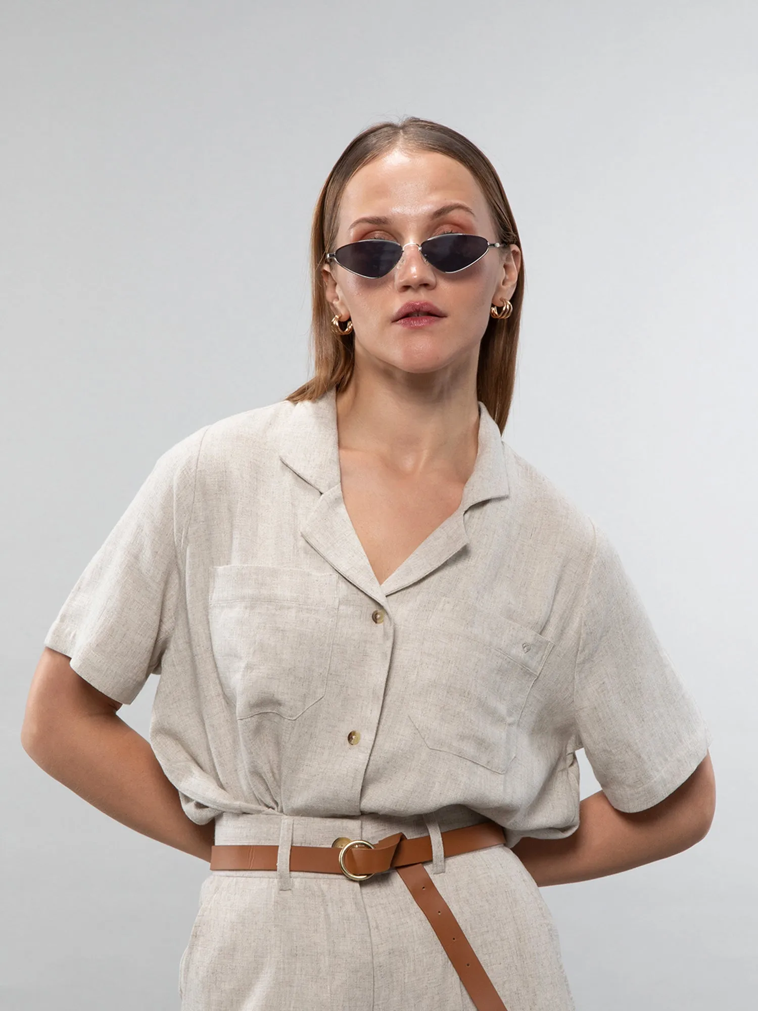 Short-sleeve linen shirt
