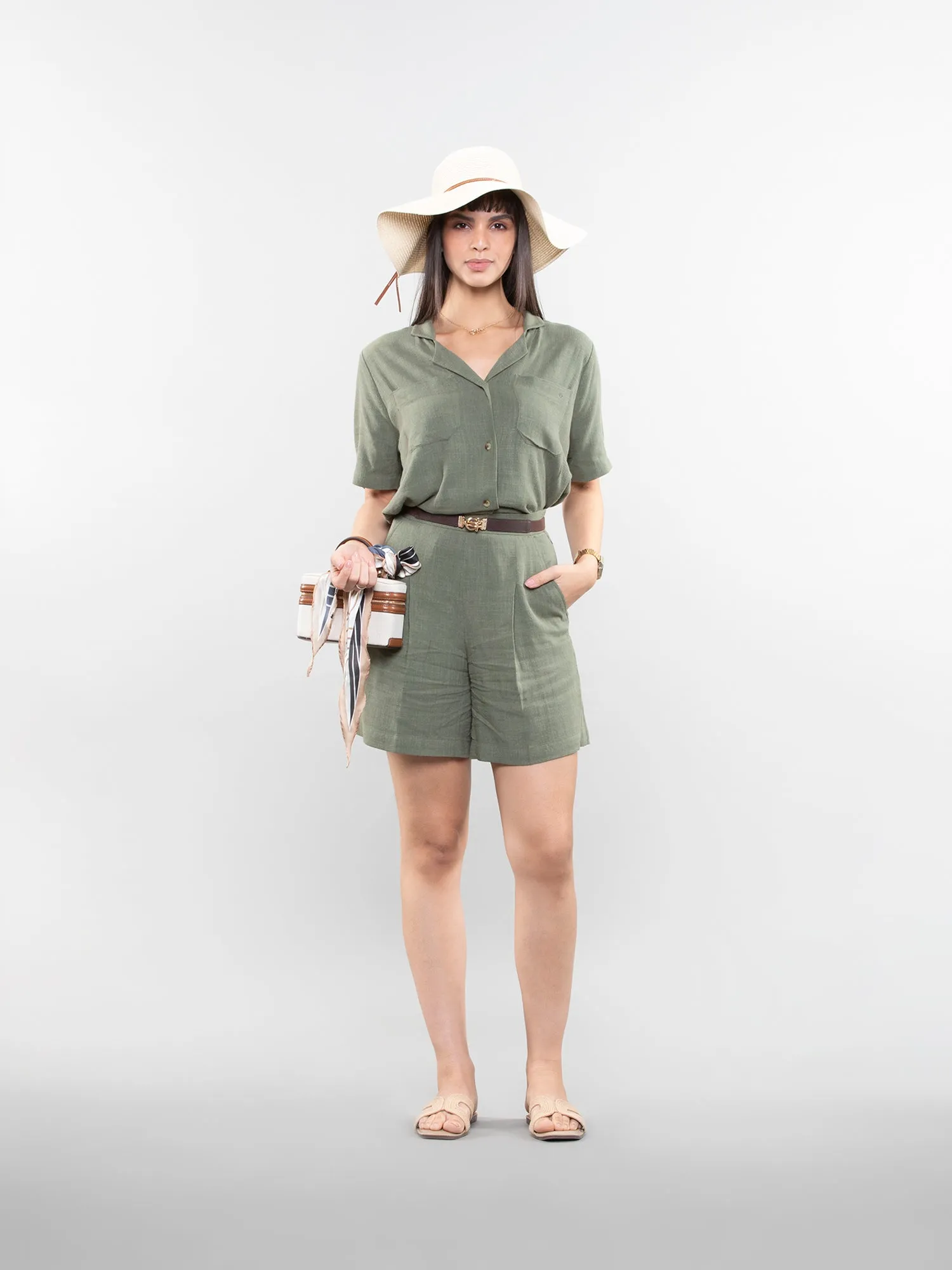 Short-sleeve linen shirt