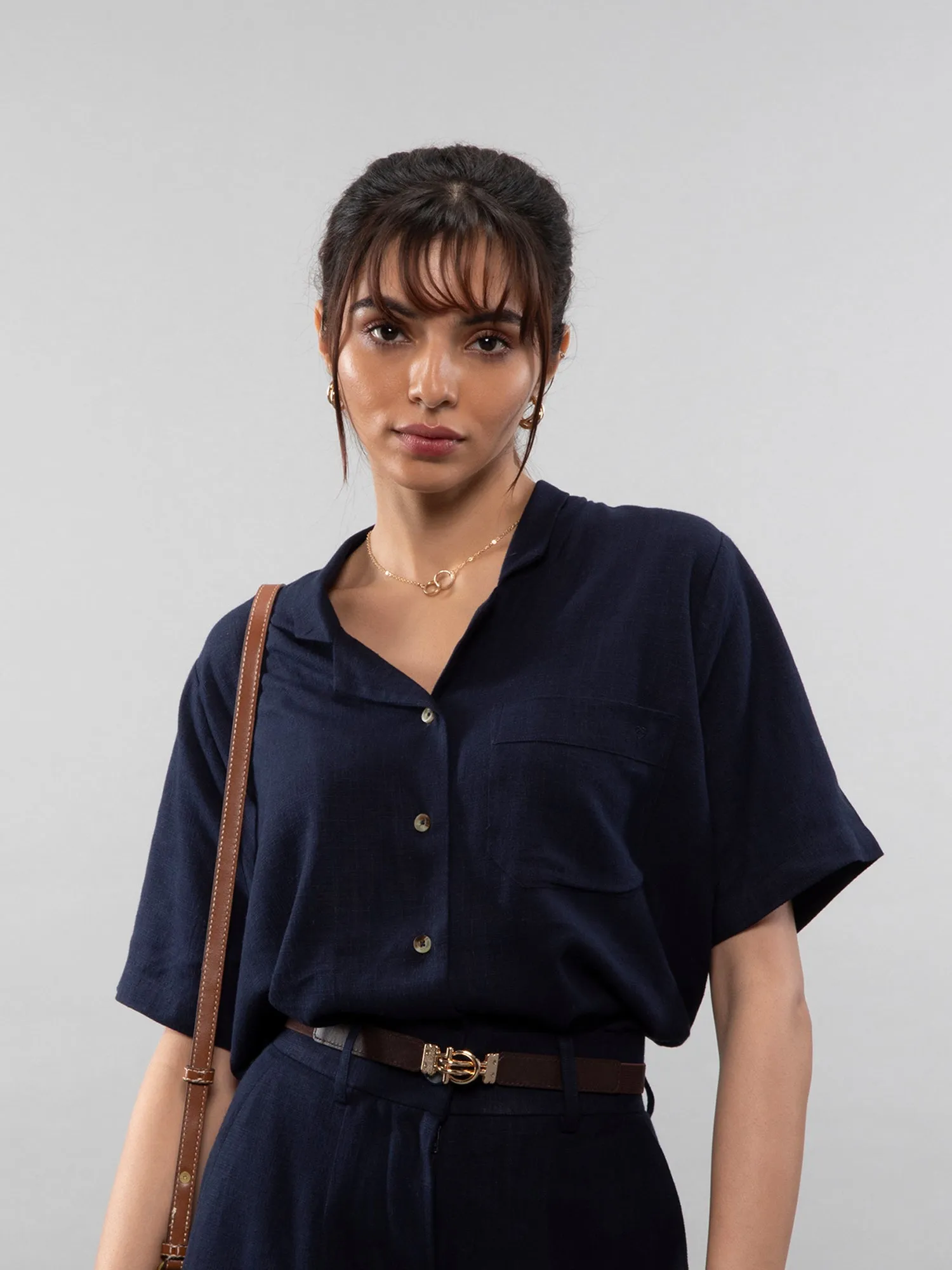 Short-sleeve linen shirt