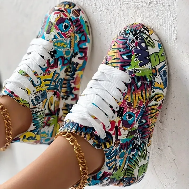 Thekla | Low women's lace-up shoes with graffiti print
