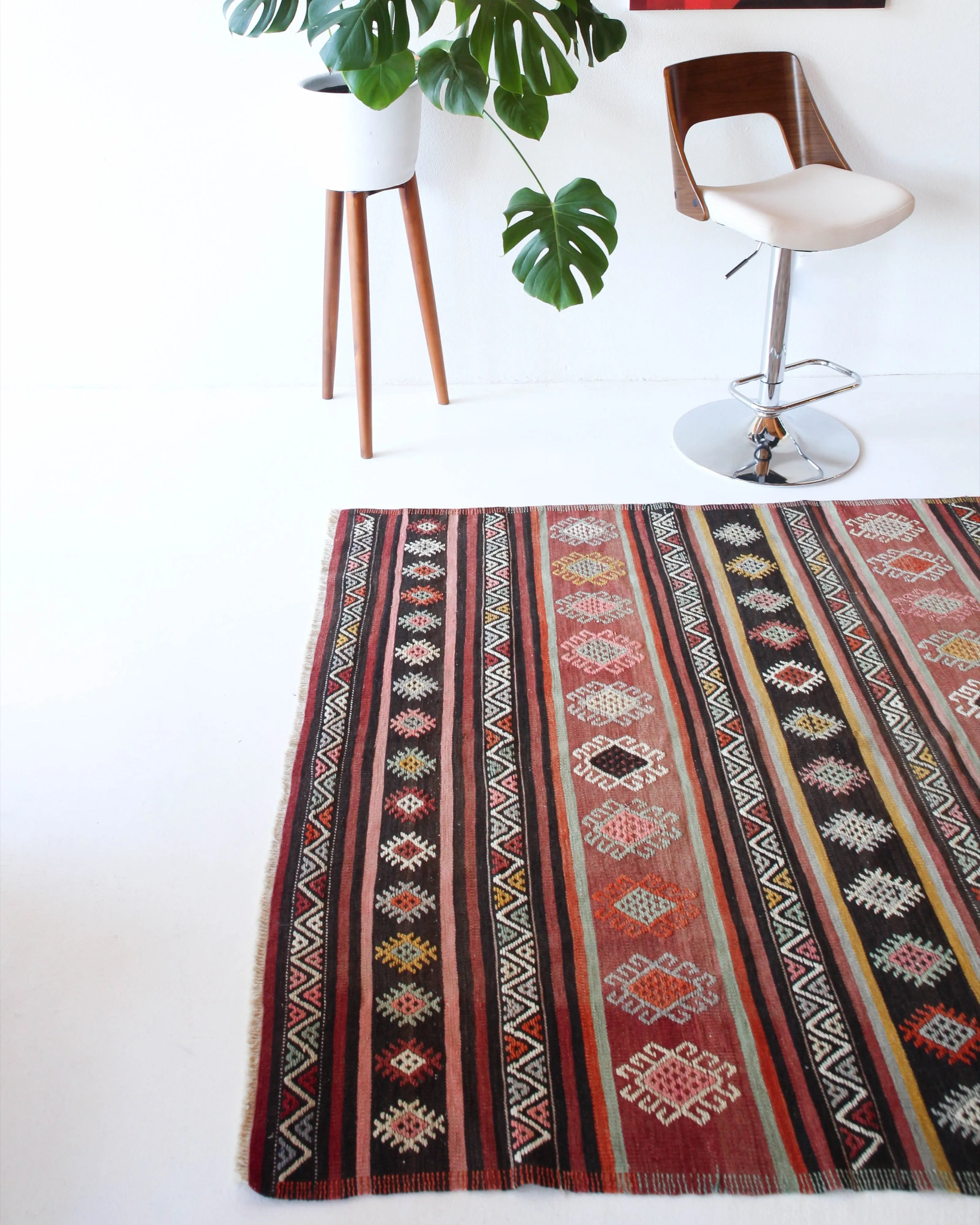 Vintage Anatolian Cicim Kilim Rug 4'11"x7'2"