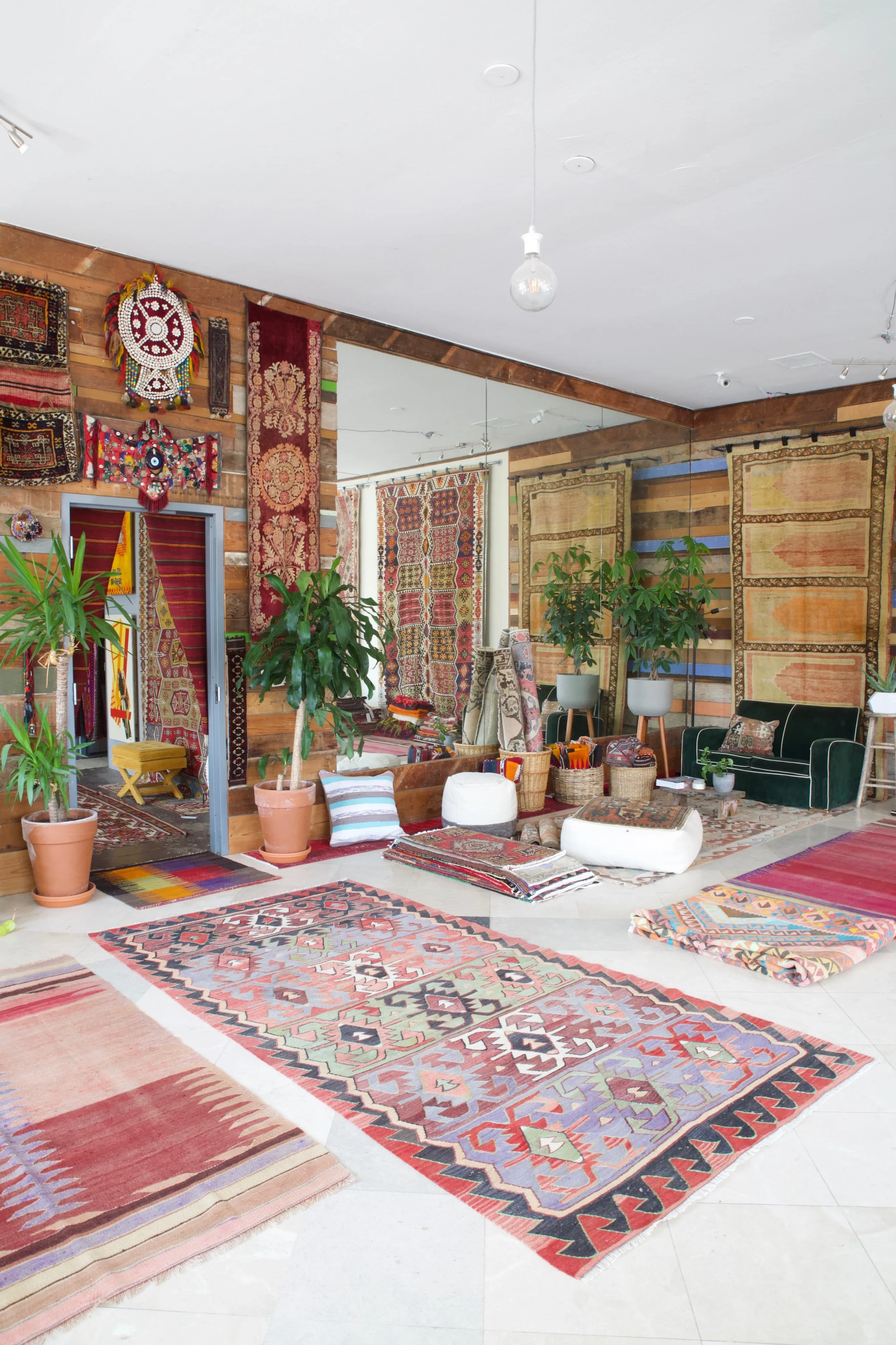 Vintage Turkish Anatolian Kilim Rug