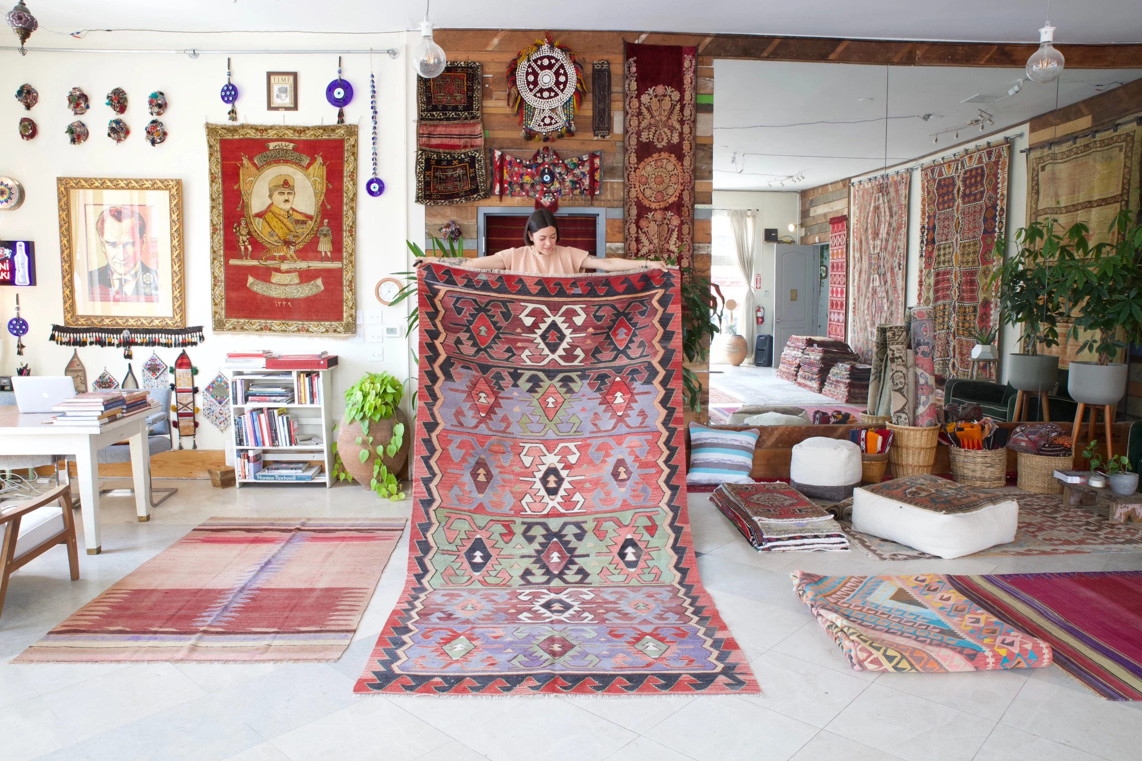 Vintage Turkish Anatolian Kilim Rug