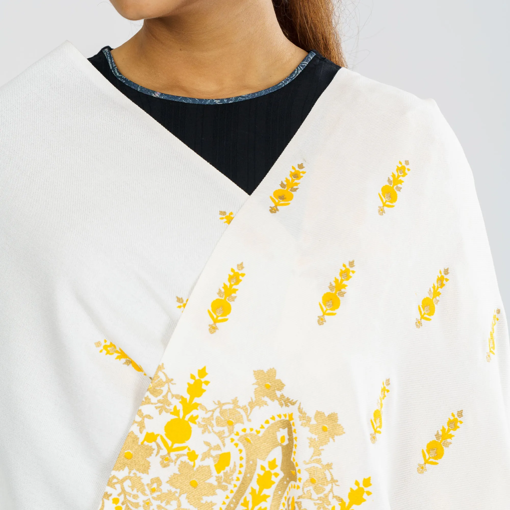 Womens White Shawl
